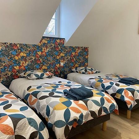 Les Prunelles Maison De Village De 4 A 8 Personnes Précigné Exterior foto